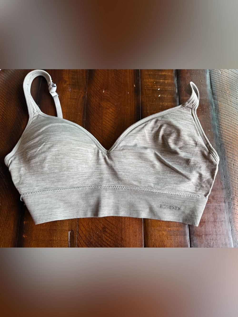 Wireless t shirt Bralette in Light‎ gray izod